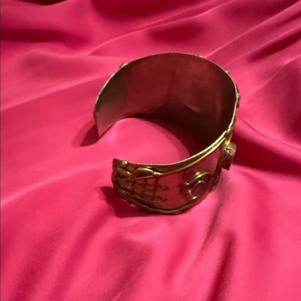 Vintage Artisan Mixed Metal Brutalist With Black Onyx Cuff Bracelet - Picture 3 of 13